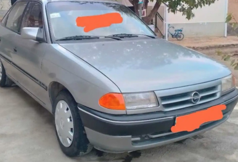 Лобовое стекло от Opel Astra F